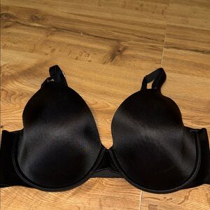 Secret Treasures sz 38D black underwire bra